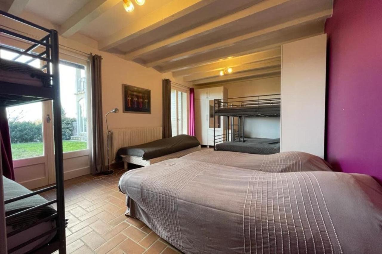 Family Villa At 1H15 From Lyon Precieux Bagian luar foto